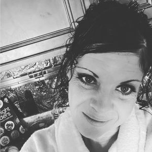 Meet your Posher, Angella